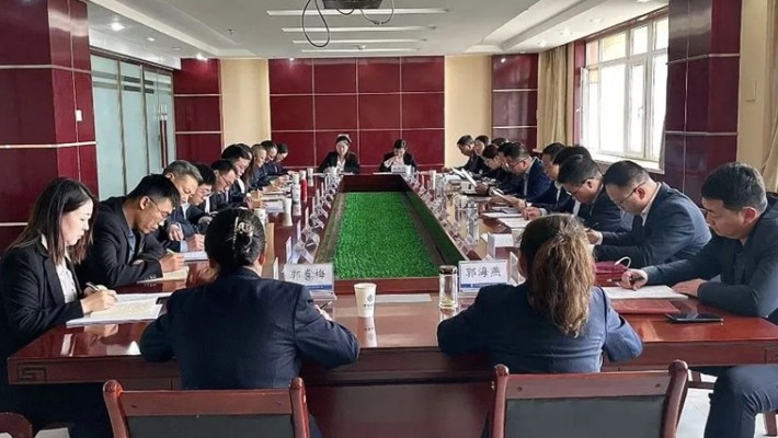 黨委書記、董事長劉亞雄一行調(diào)研格賽克機械公司