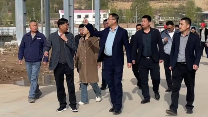 黨委書記、董事長劉亞雄一行調(diào)研藍川公司、康甲公司、康樂項目部