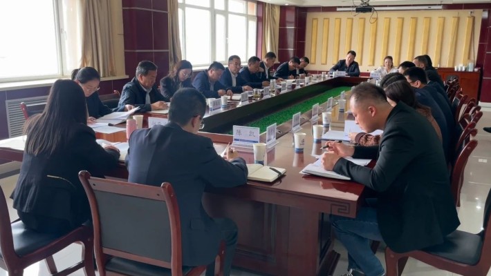 黨委書(shū)記、董事長(zhǎng)劉亞雄一行調(diào)研格賽克公司